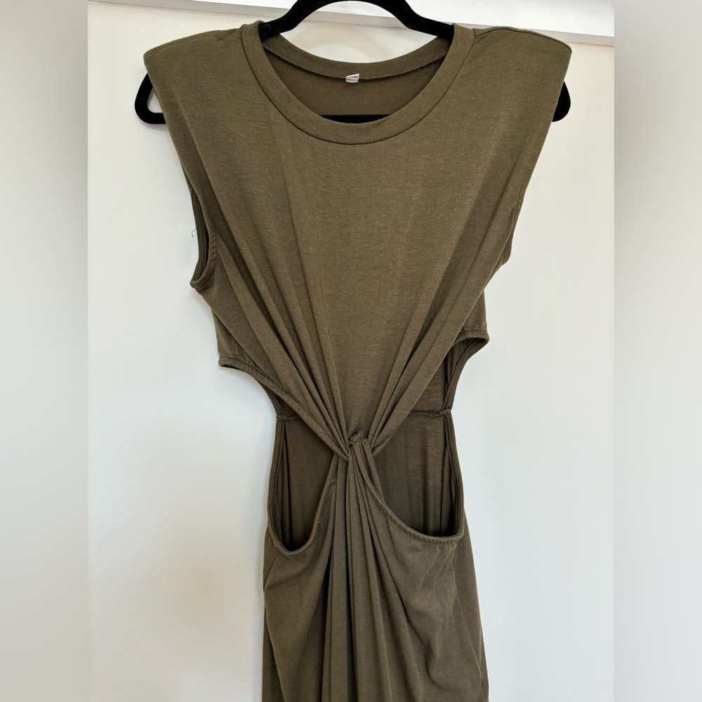 Green cutout maxi dress